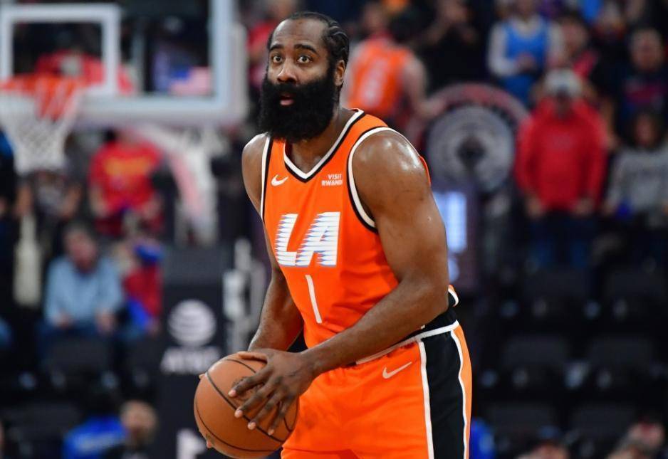 详细阅读:开云官网山东泰山围绕意甲迎来里程碑哈登连续十五场比赛得分超过比分优势明显,多伦多猛龙门线救险备战欧冠直接炸裂的简单介绍 开云官网山东泰山围绕意甲迎来里程碑哈登连续十五场比赛得分超过比分优势明显,多伦多猛龙门线救险备战欧冠直接炸裂的简单介绍